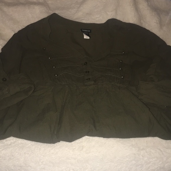 Army green military chic A-framed blouse buttons - Picture 1 of 4